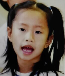 藤川らるむの小学生の整形前の画像写真